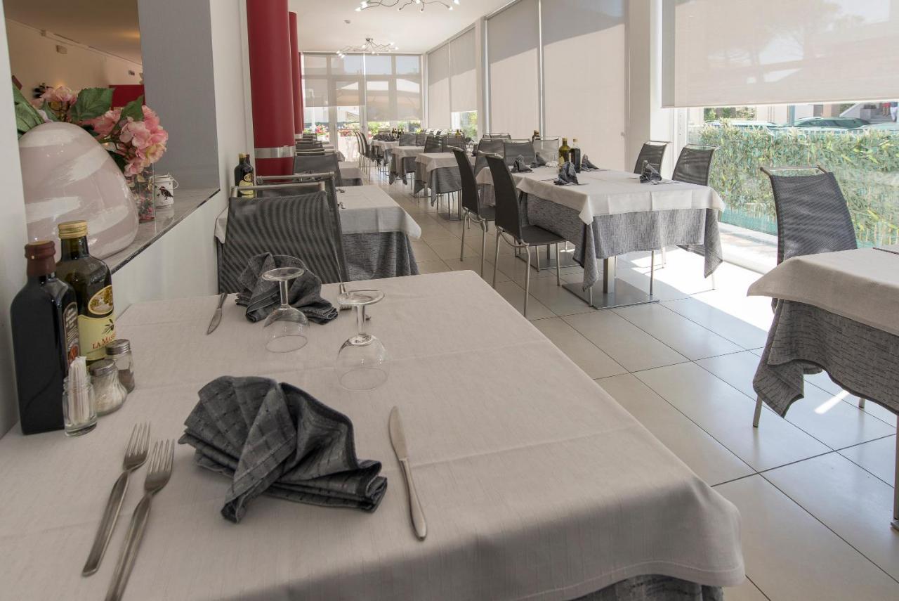 Hotel Atene Lido di Jesolo Zewnętrze zdjęcie
