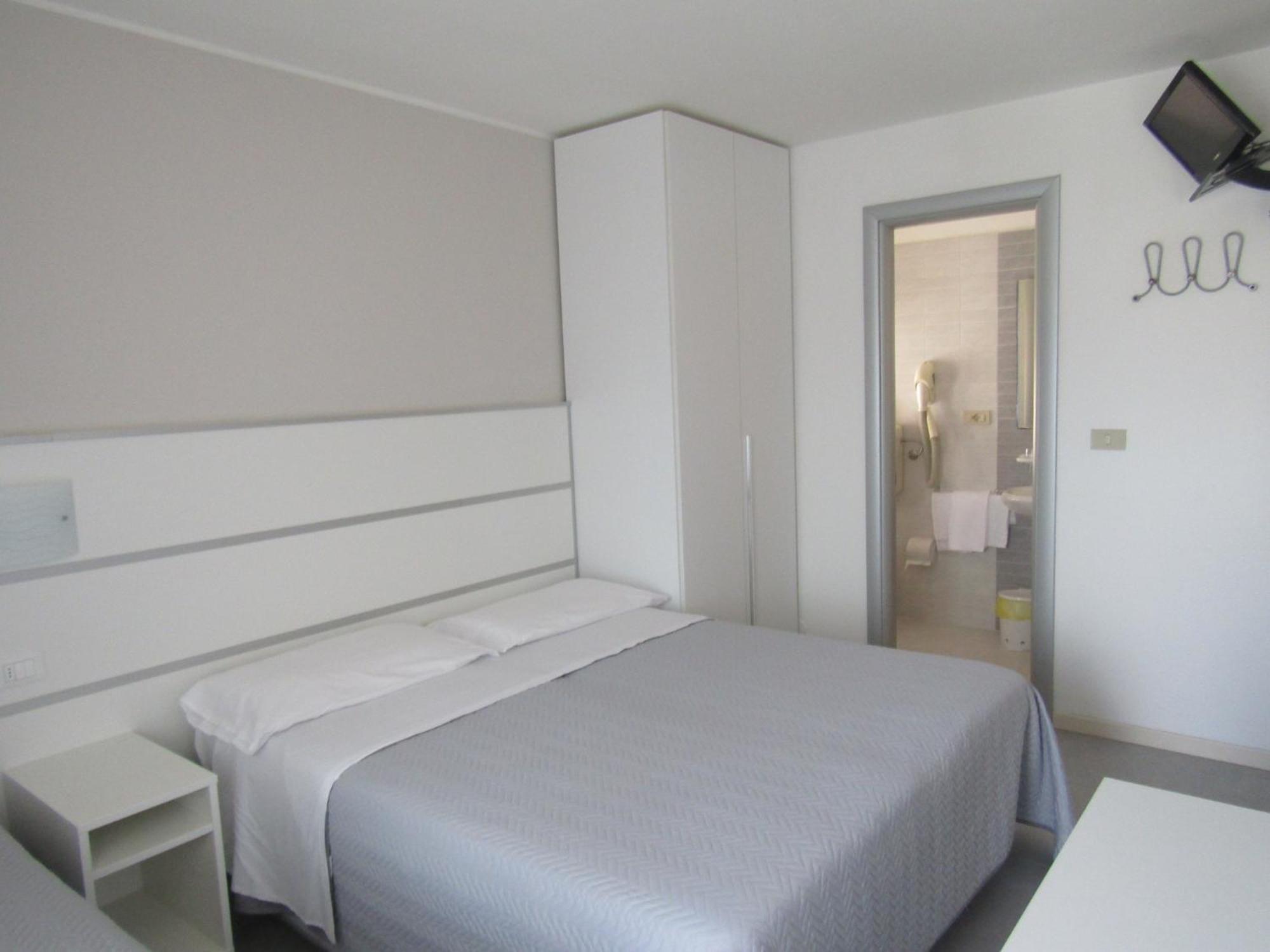 Hotel Atene Lido di Jesolo Zewnętrze zdjęcie