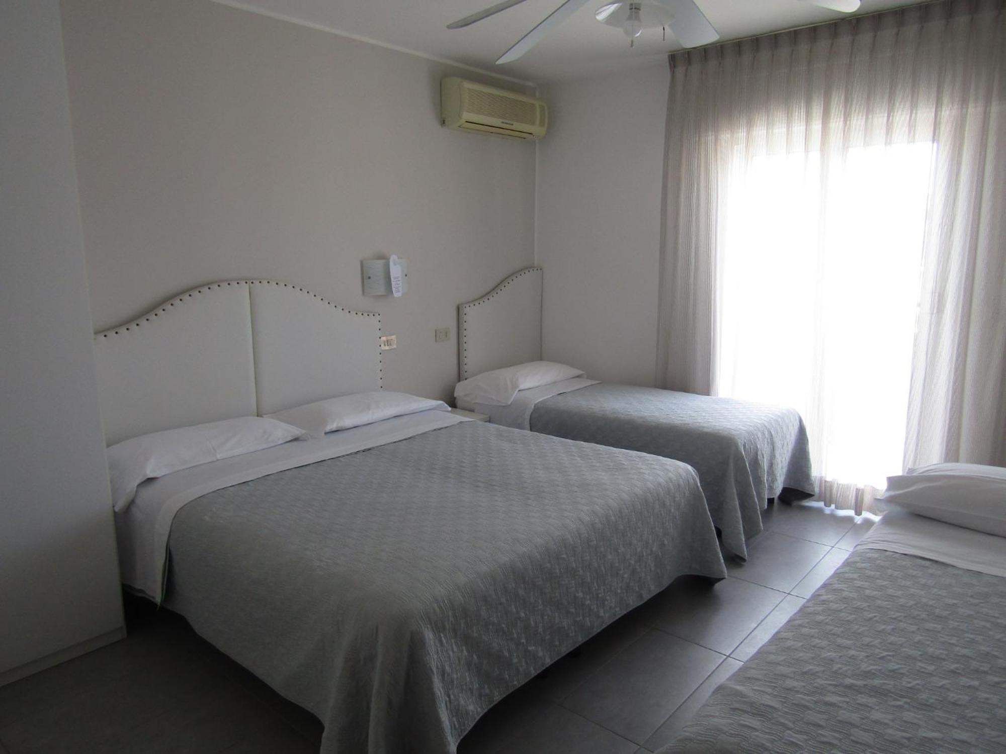 Hotel Atene Lido di Jesolo Zewnętrze zdjęcie