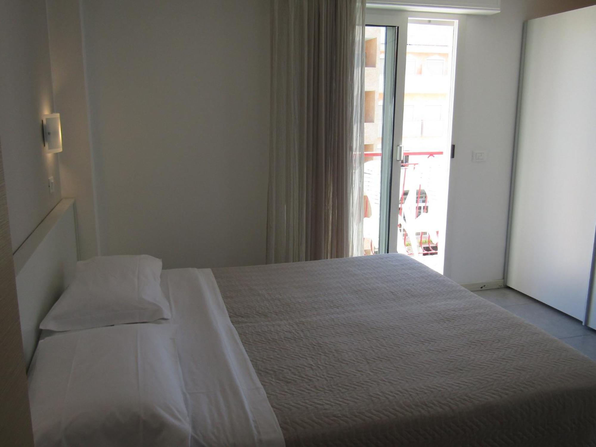 Hotel Atene Lido di Jesolo Zewnętrze zdjęcie