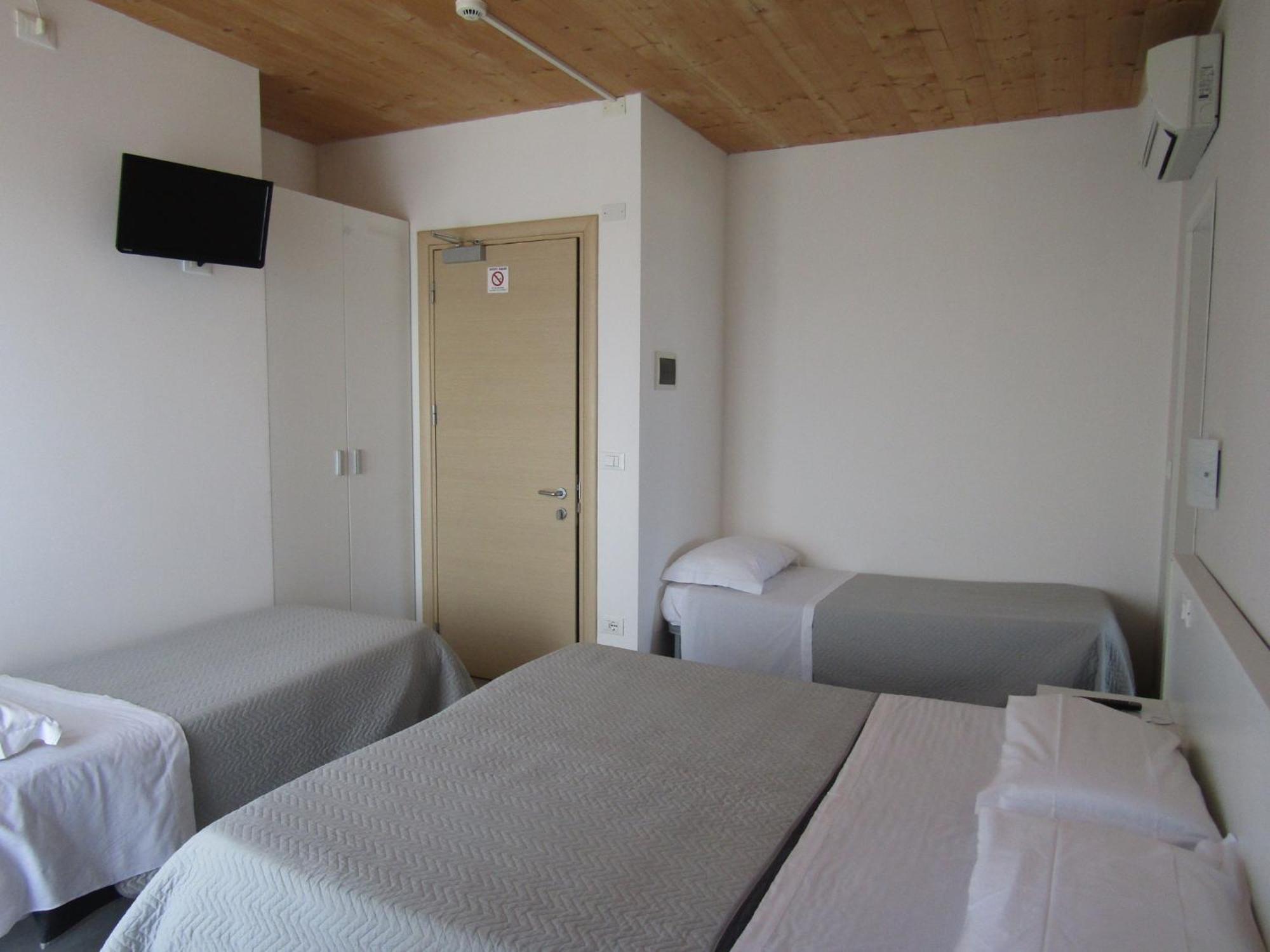 Hotel Atene Lido di Jesolo Zewnętrze zdjęcie